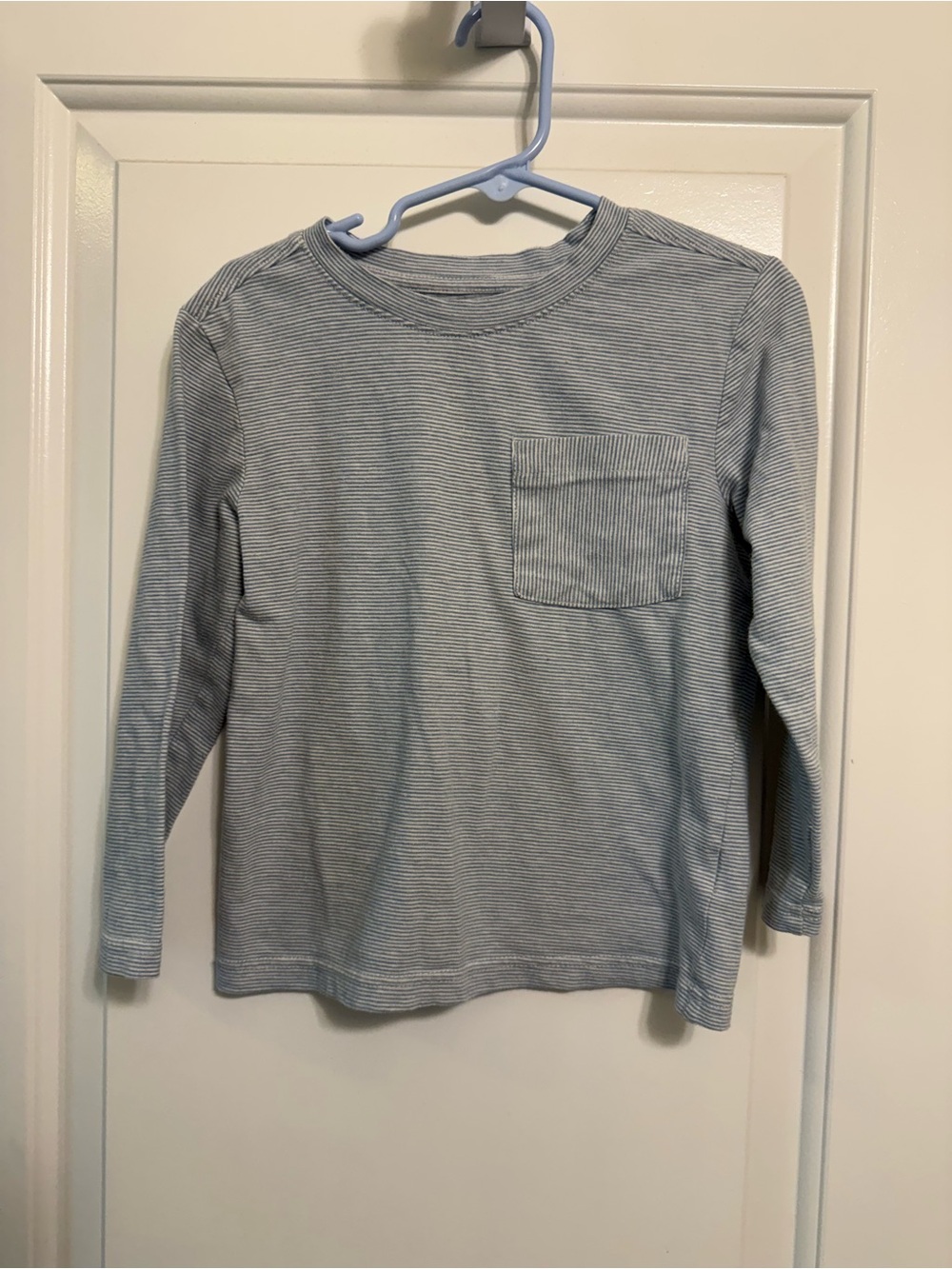 Cat & Jack Light Grey/Blue Striped Long-Sleeve Pocket Tee